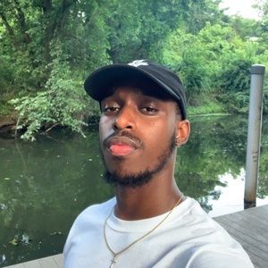 Meet your Posher, Deandre